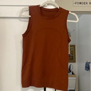 Lulu tank top